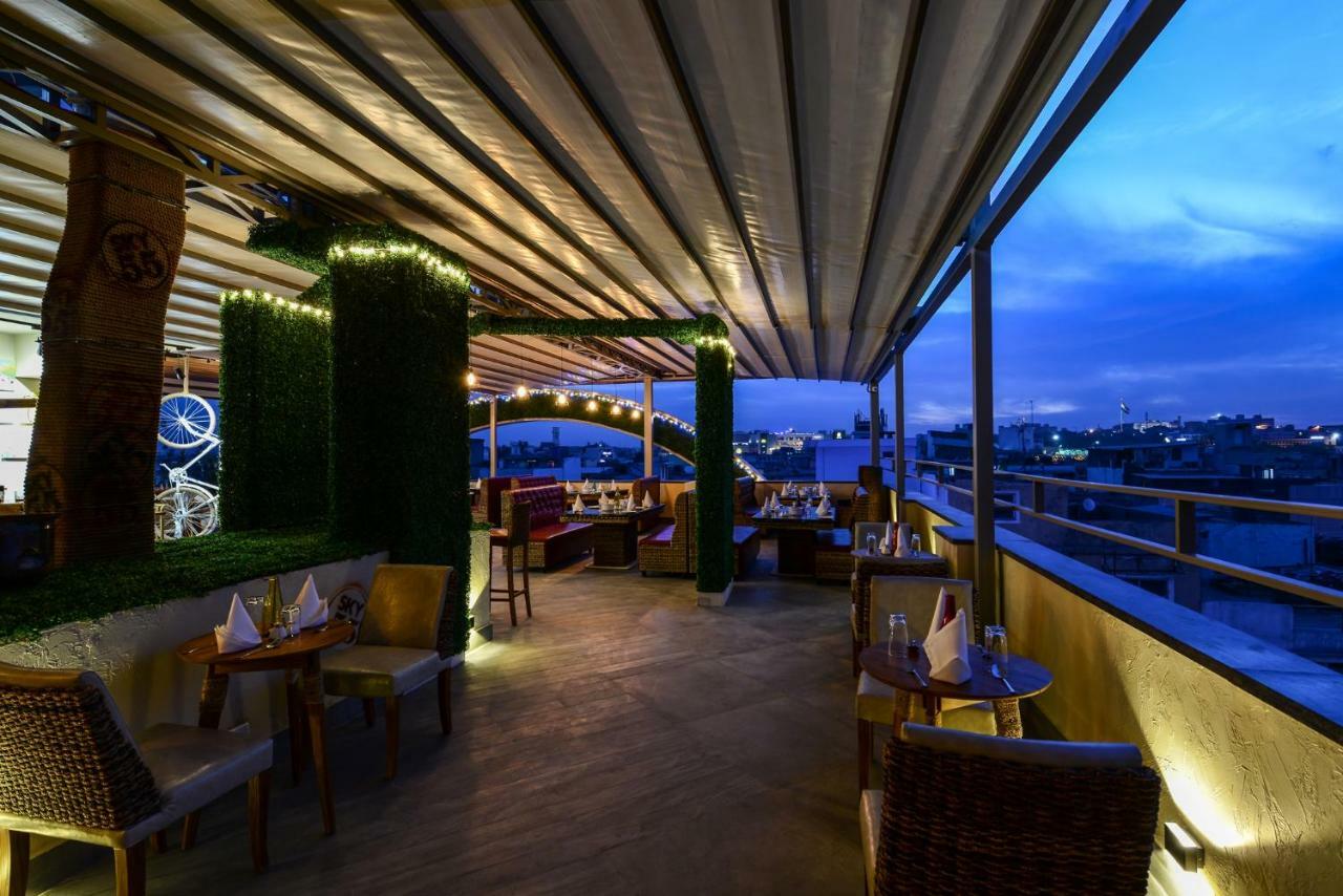 Hotel Atishay ボーパール エクステリア 写真